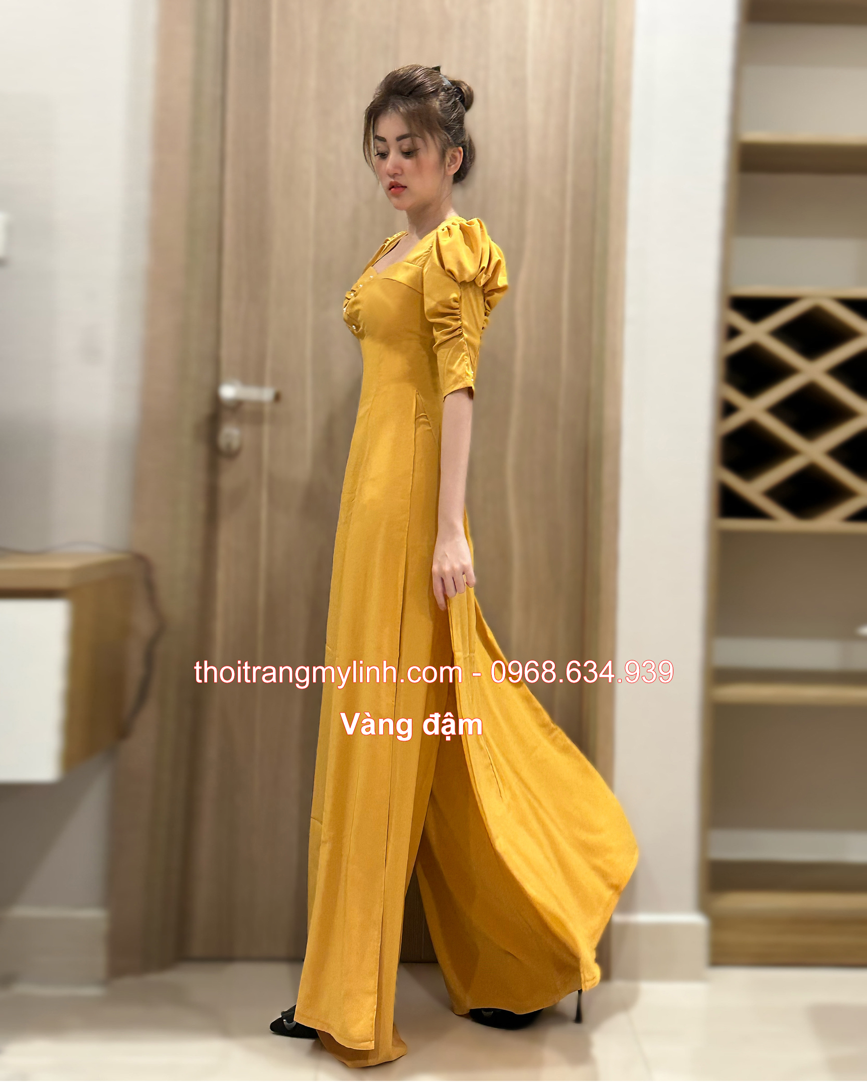 ÁO DÀI ĐÍNH NGỌC TRAI TAY PHỒNG, LỠ MÀU VÀNG ĐẬM